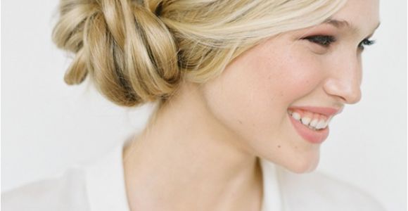 Casual Hairstyles for Weddings 21 Casual Wedding Hairstyles that Make Everyone Love It