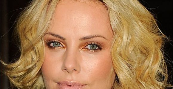 Charlize theron Bob Haircut Charlize theron Short Blonde Curly Bob Hairstyles