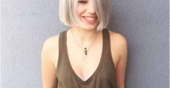 Chin Length Blunt Cut Hairstyles 50 Spectacular Blunt Bob Hairstyles