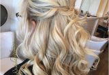 Curly Hairstyles for Wedding Guests 20 Lovely Wedding Guest Hairstyles