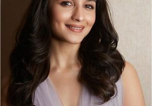 Cute Hairstyles Of Alia Bhatt Happy Birthday Alia Alia Bhatt Pinterest