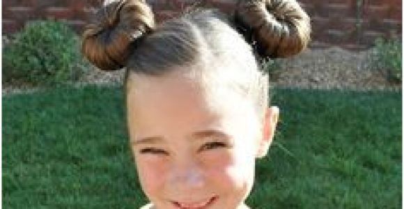 Cute Hairstyles to Wear with Mickey Ears 22 Best Minnie Mouse Hairstyle Images On Pinterest