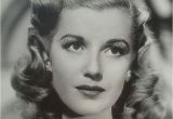 Easy 1940s Hairstyles History Recalls Itself the 1940s Hairstyles Yishifashion