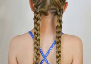 Easy Hairstyles for the Pool 10 No Fuss Hairstyles for Summer or the Pool Babes In