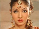 Hairstyles In Indian Wedding Indian Wedding Hairstyles and Bridal Makeup