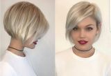 How to Give A Bob Haircut 1 108 Likes 20 Ments Short Hairstyles Pixie Cut