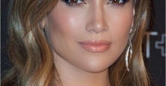 Jennifer Lopez Hairstyles for 2019 Jennifer Lopez Makeup Makeup In 2019