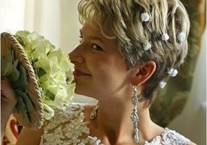 Mother Of the Bride Short Hairstyles for Weddings 28 Elegant Short Hairstyles for Mother Of the Bride Cool