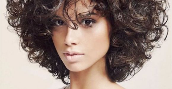 Pictures Of Wavy Bob Haircuts Curly or Wavy Short Haircuts for 2018 25 Great Short Bob