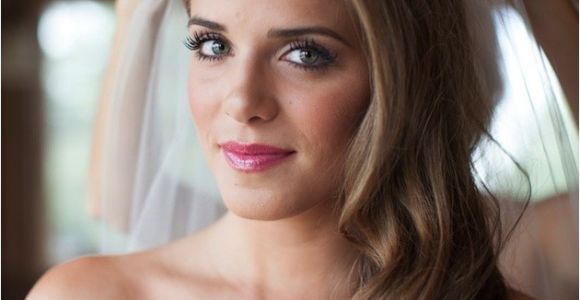 To the Side Hairstyles for Weddings Wedding Hairstyles Side Swept Waves Inspiration and Tutorials