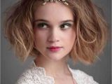 Wedding Hairstyles for Medium Hair 2018 2018 Wedding Hairstyles and Make Up Guide for Short Hair