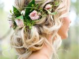 Wedding Hairstyles Updos with Flowers Romantic Woodland Wedding Inspiration Rosen Pinterest