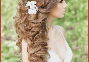 Wedding Reception Hairstyles for Long Hair Hair Stylist Wedding Elegant Portrait Od A Bride with Long Dark Hair